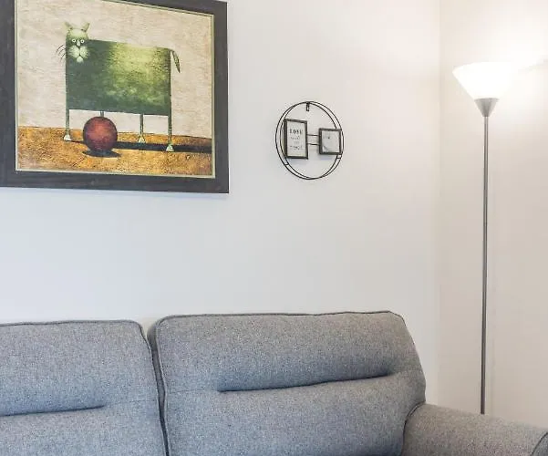 Sunny Apartment *